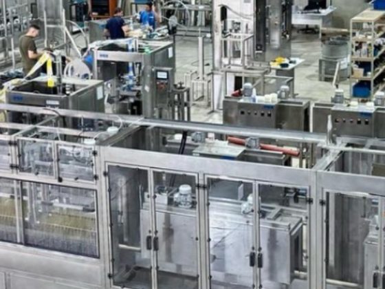 Está buscando orçamento de máquina rotuladora sleeve?