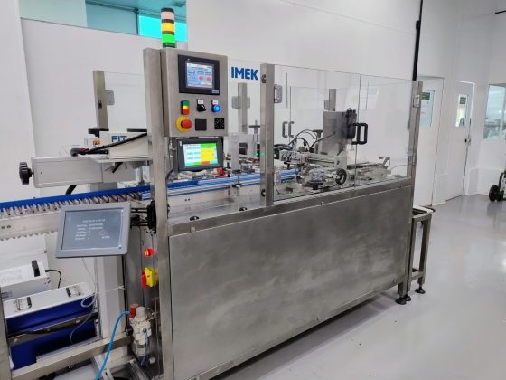 Rotuladora automática: produtividade, padrão industrial e escala com eficiência real